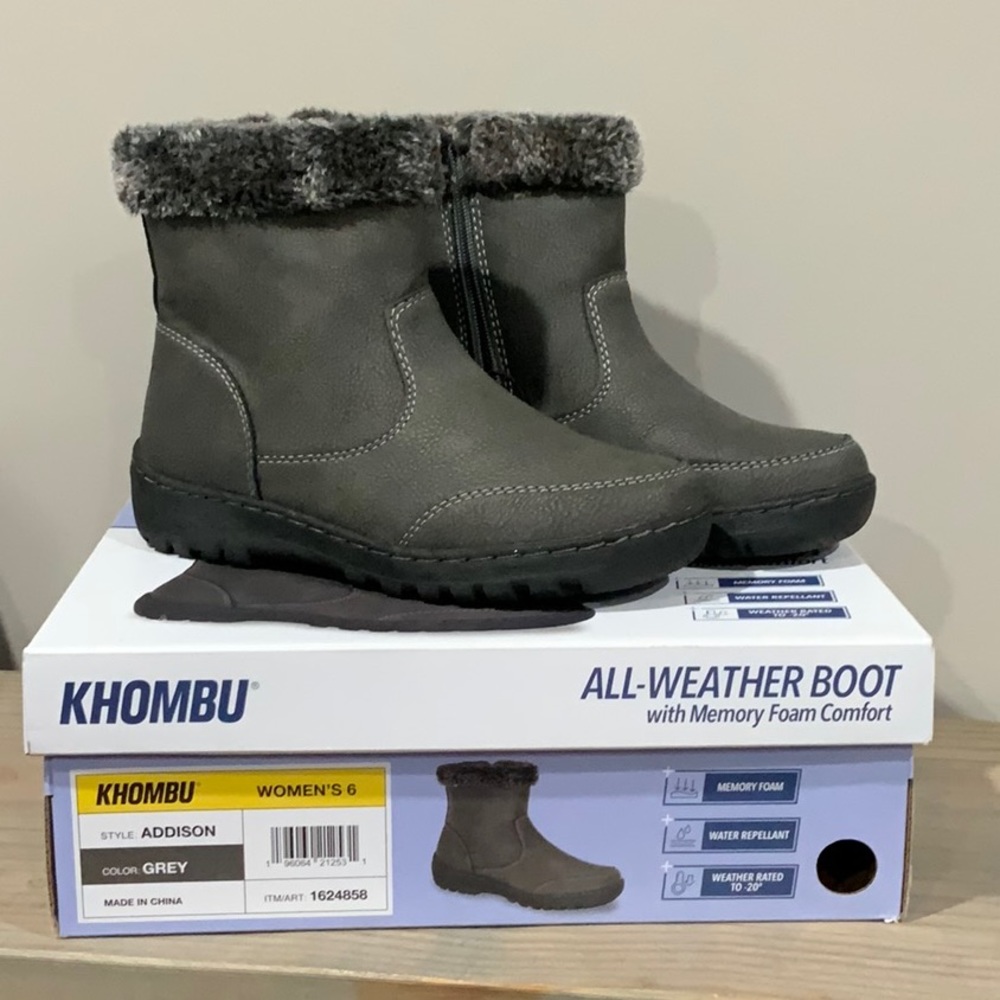NWT!  Khombu Addison Boots Grey Sizes 6